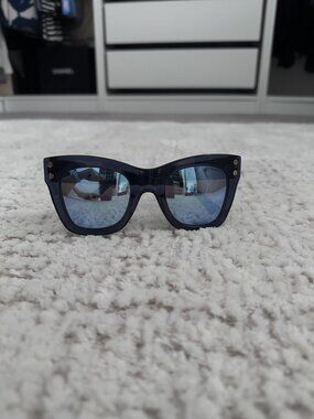 Henry Bendel Penelope Sunglasses Blue